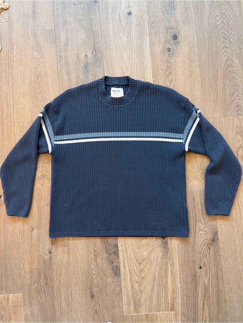 Hollister Boxy Fit Rib Knit Sweater Navy Stripe Men’s Medium Crewneck Casual